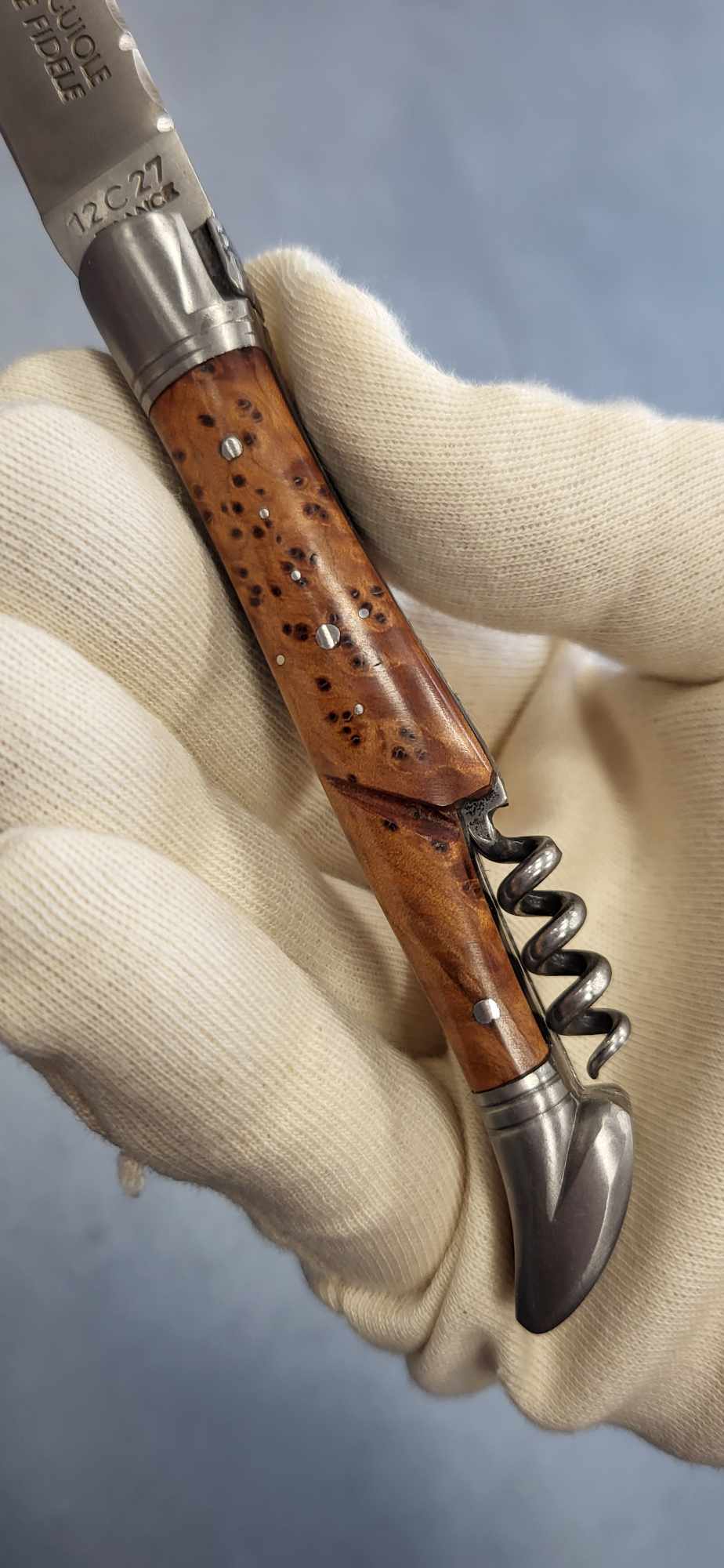 Le Fidèle Laguiole Bois de Thuya - Coutellerie Marcin