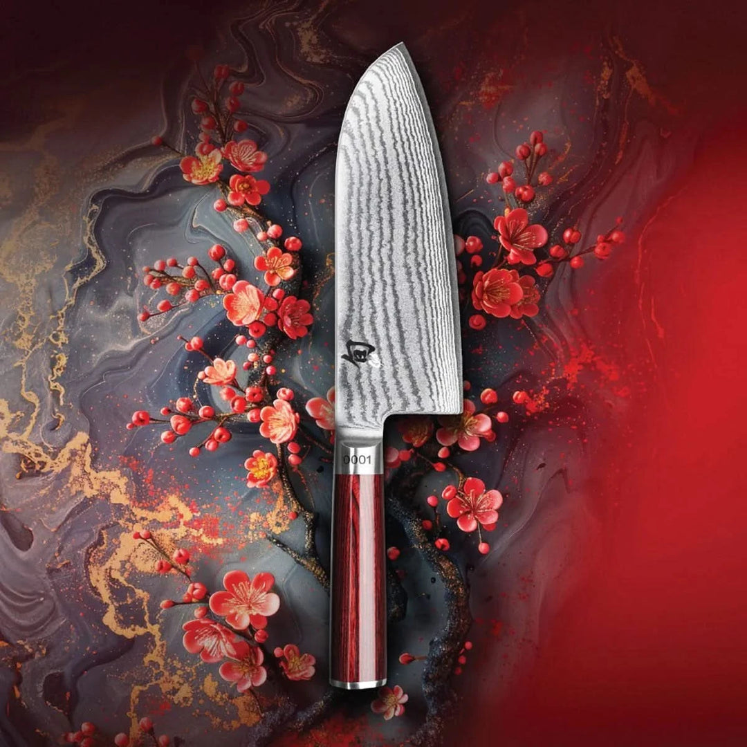 Kai DM-0717RD Edition limitée Grand Santoku Red - Coutellerie Marcin