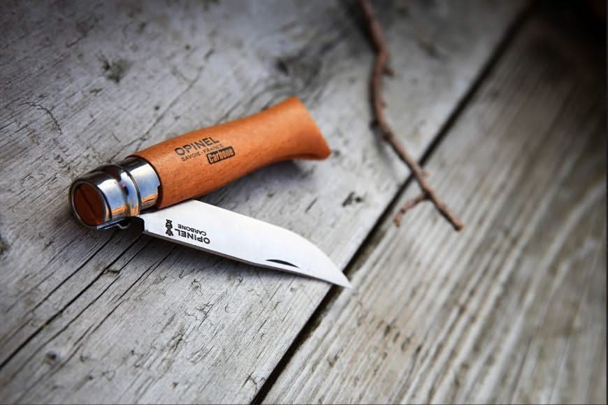 Opinel N°08 Carbone -