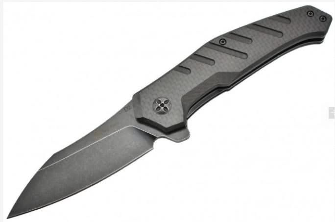 Maxknives MK132-CF Lame acier D2 manche fibre de carbone -