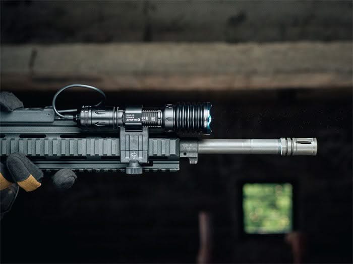 Olight Warrior X 3 -