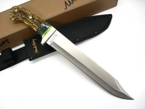 Schrade 181UH Uncle Henry Couteau à lame Bowie avec poignées en cerf -