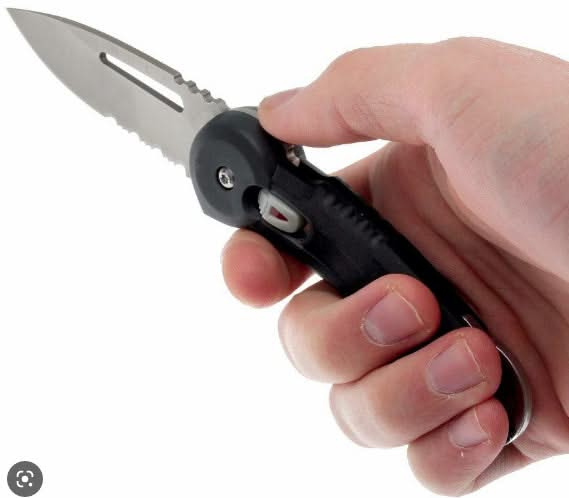 Buck 750BKX Redpoint Noir -