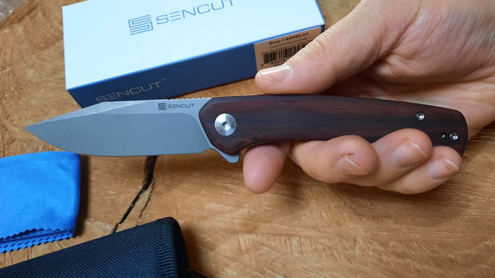 Sencut SA05DV1 Couteau pliant Bois de Guibourtia lame stonewash -