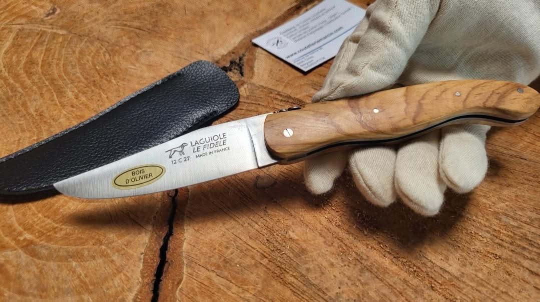 Le Fidèle Laguiole de chasse plein manche Olivier -