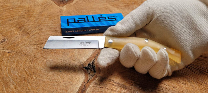 Palles , pliant lame de 8 cm en carbone -