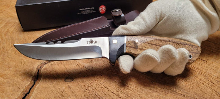 Third Couteau de chasse avec manche en Zebrano -
