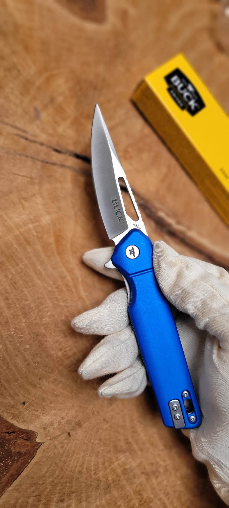 Buck 239BLS " Infusion " Bleu -