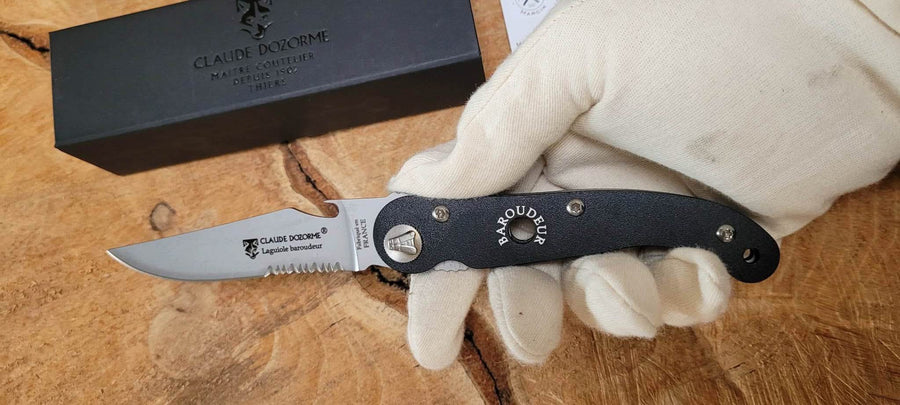Claude Dozorme Laguiole Baroudeur Noir avec décapsuleur -