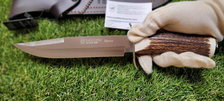 Joker CC35 Zorro , Couteau de chasse avec bois de cerf -