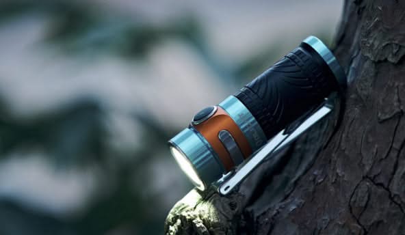 Olight Baton 3 Road Edition limitée -