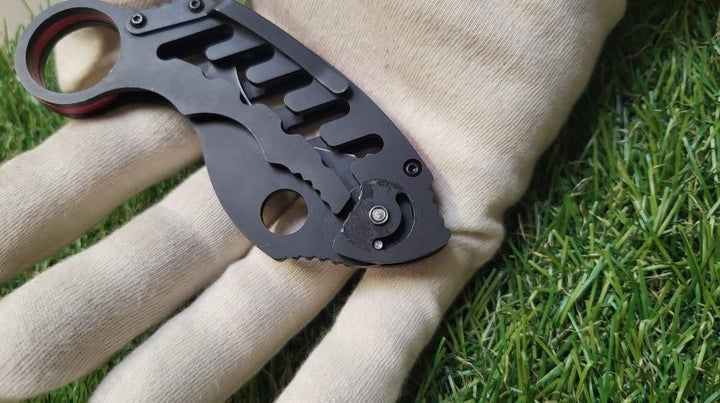MANTIS KNIVES KARAMBIT NOIR MK1 CINQ 1 -