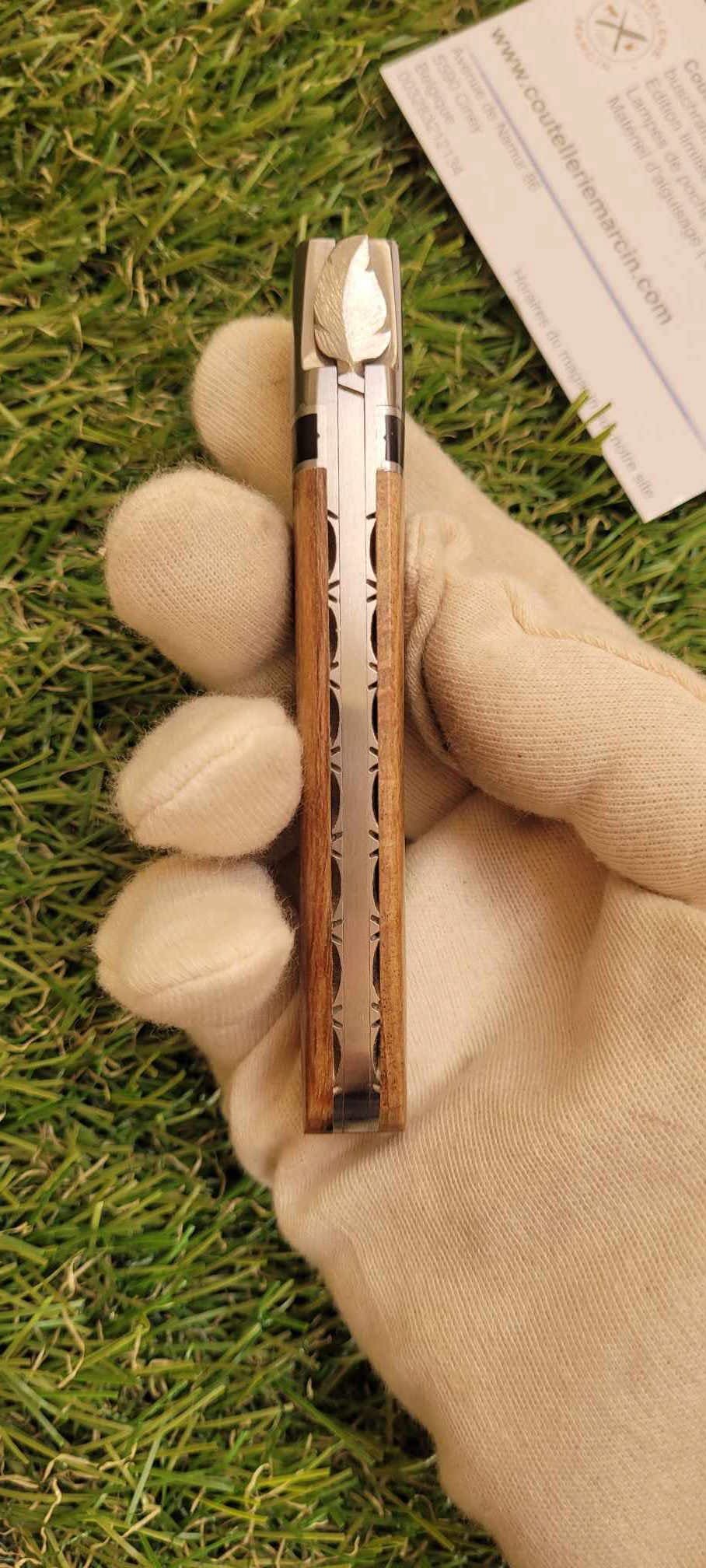Laguiole en Aubrac Sauveterre Bois d'Aubrac / Ebène -