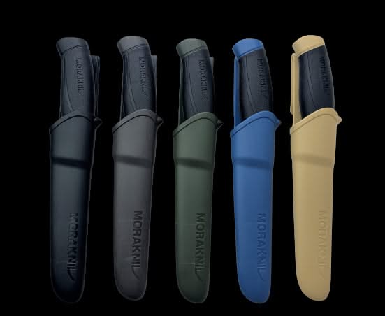 Morakniv Pack Companion Inox Vert , Anthracite , Noir , Desert et Neavy blue -
