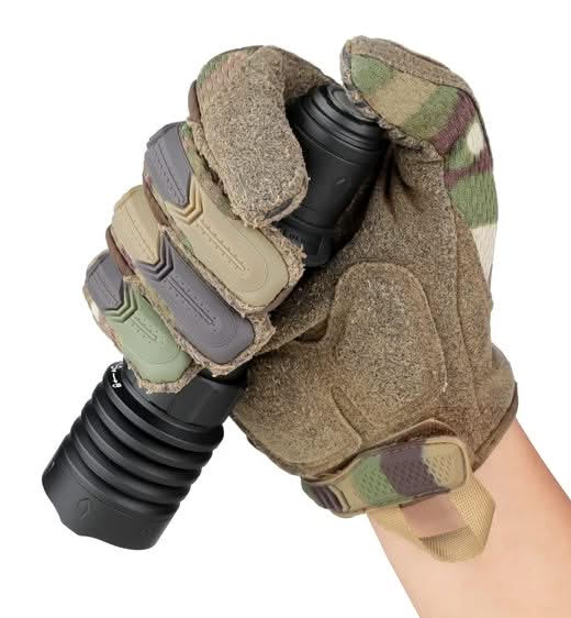 Olight Warrior X 4 | Lampe tactique 2600 lumens avec Strobe -