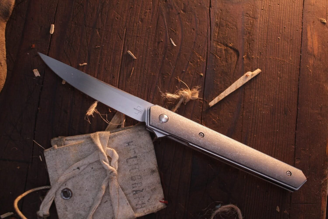Böker Plus 01BO169 Kwaiken Air Titan couteau de poche -