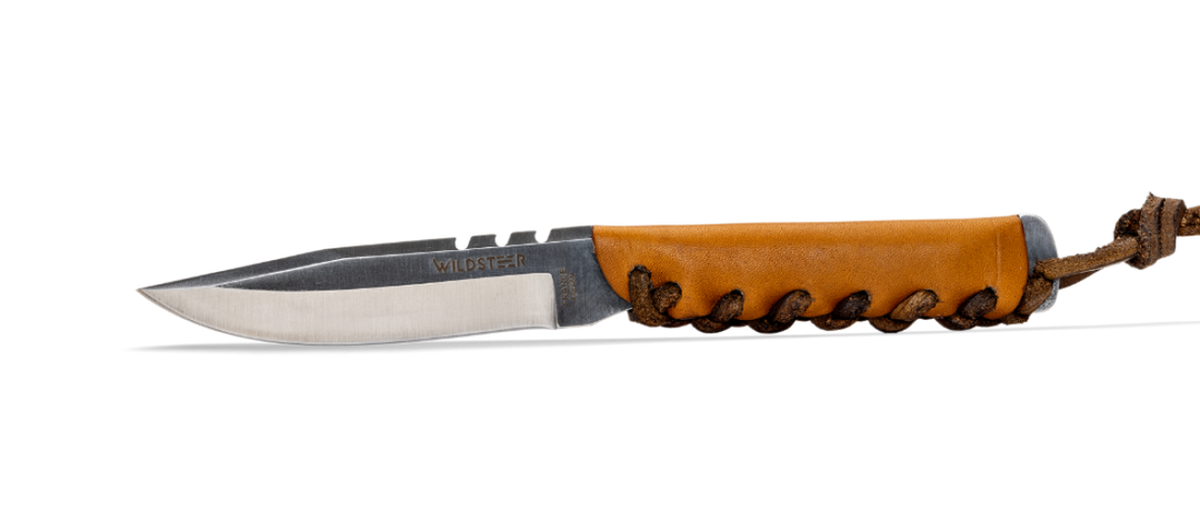 Wildsteer BABY WILD – Couteau Outdoor Premium en Cuir Gold | Lame Sandvik 14C28N