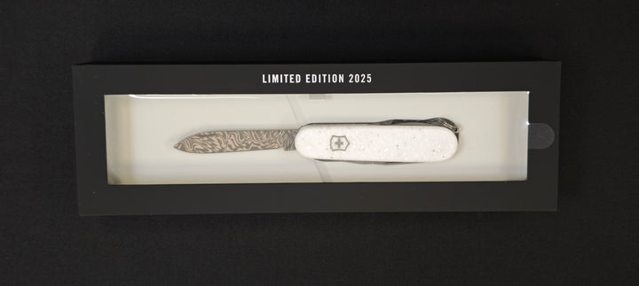 Victorinox 1.3901.J25 Damast Édition 2025