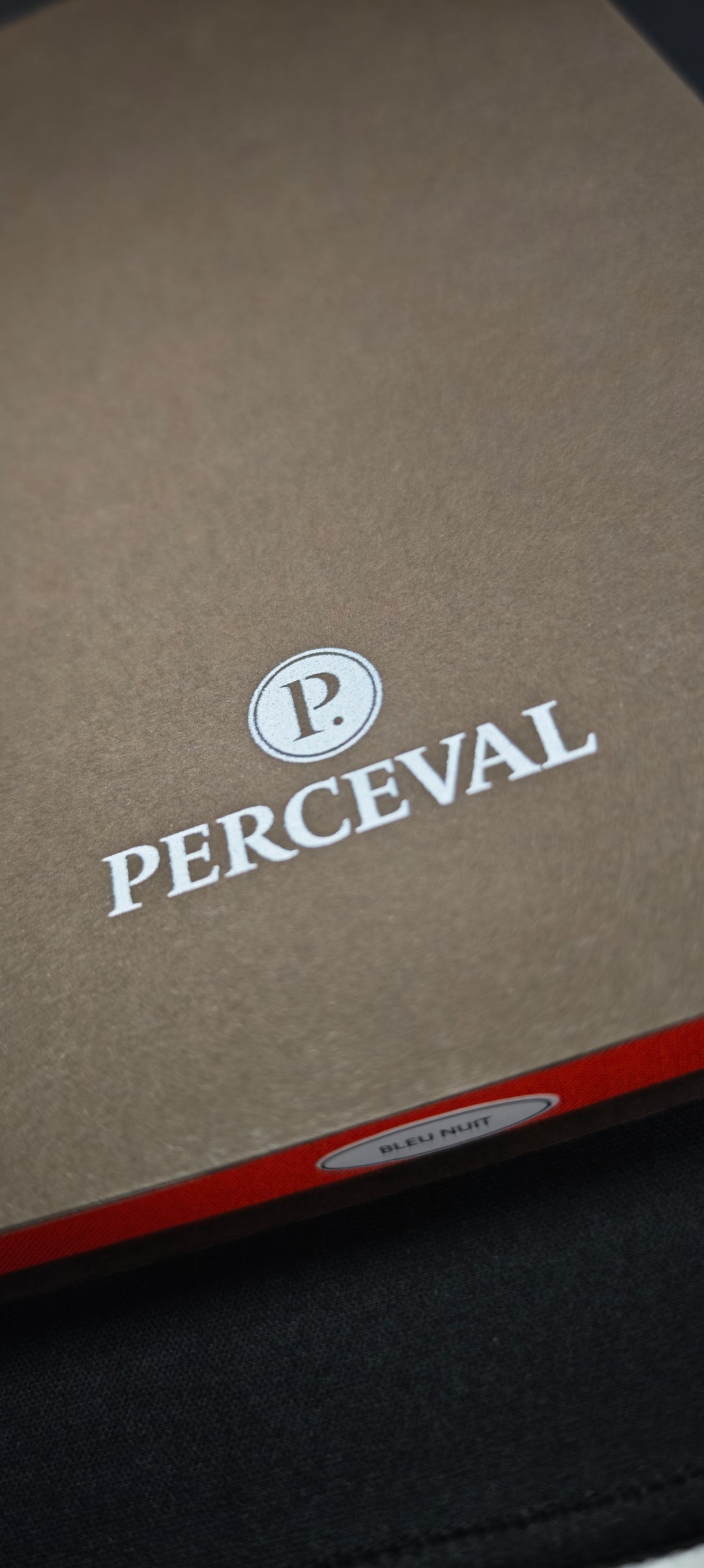 Perceval Coffret Couteaux de Table bleu nuit 4 pcs - manche polyacétal  | 947