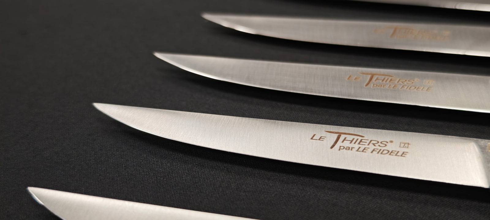 Couteaux à steak Le Thiers par Le Fidèle – Manche Chêne 6 pièces