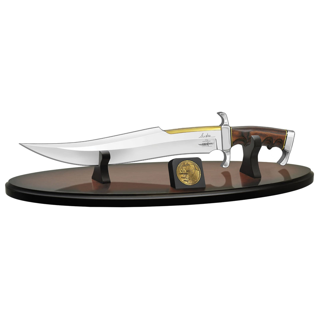 Couteau d’exception : Gil Hibben 65ᵉ Anniversary Spartan Bowie + support bois