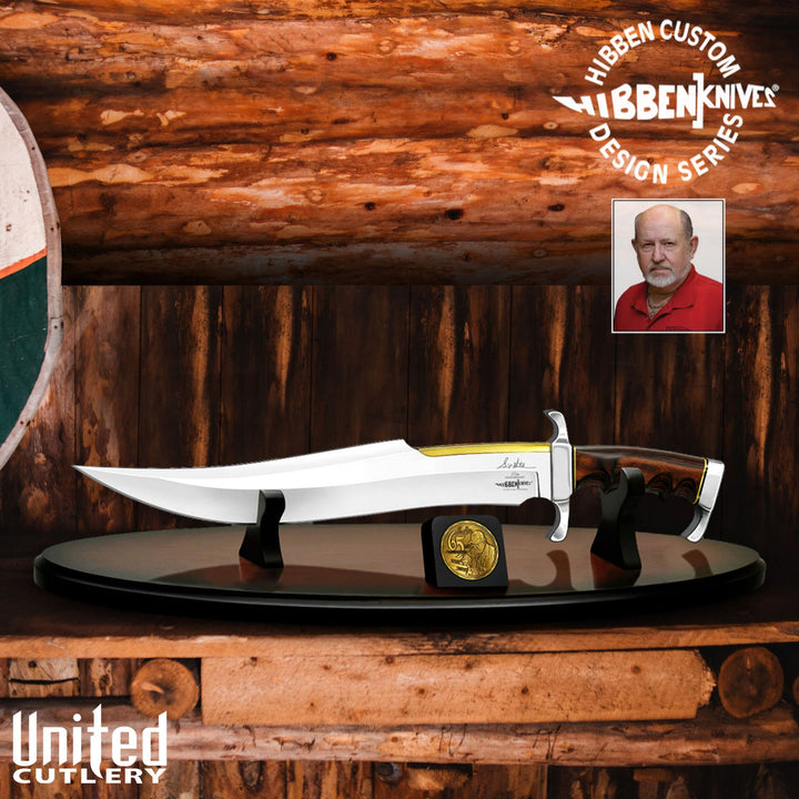 Couteau d’exception : Gil Hibben 65ᵉ Anniversary Spartan Bowie + support bois