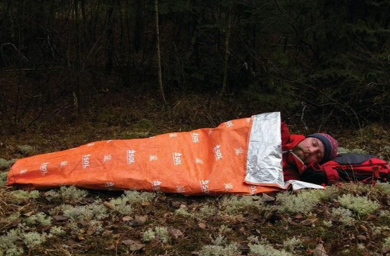 SOL Escape Lite Bivvy – format compact pour randonnée et survie
