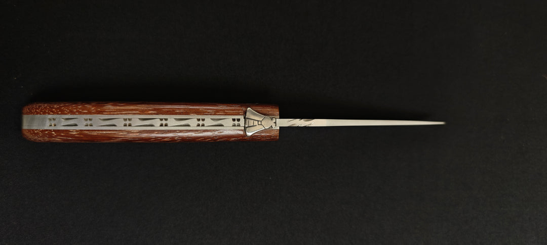 Laguiole en Aubrac Couteau pliant trappeur en bois de fer