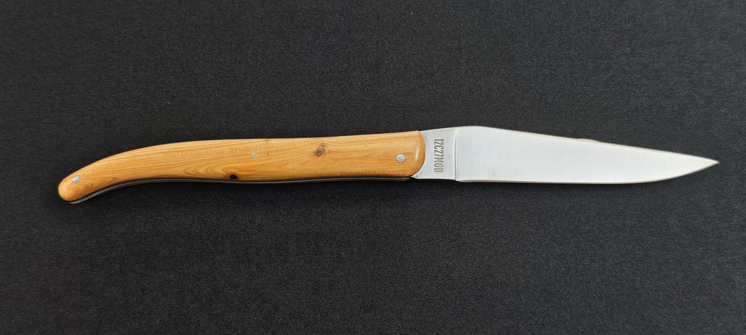 Laguiole en Aubrac Couteau pliant manche en genèvrier Coutellerie Marcin Et fils SRL 