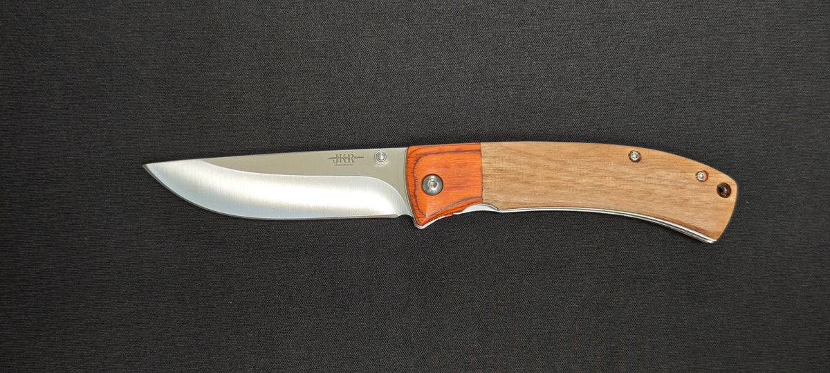 Couteau pliant JKR788 avec manche en bois de zebrano et bois de pakka.