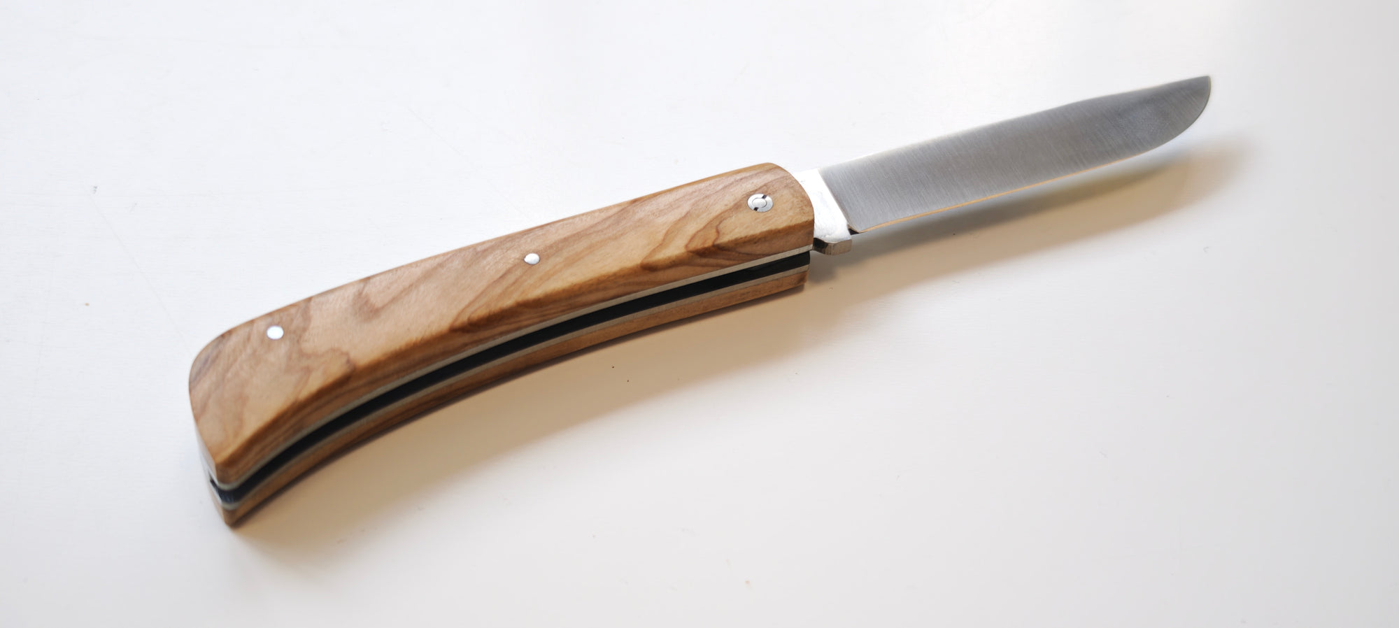 Le Mineur par Le Fidèle en bois d'olivier Couteau de poche pliant - Coutellerie Marcin