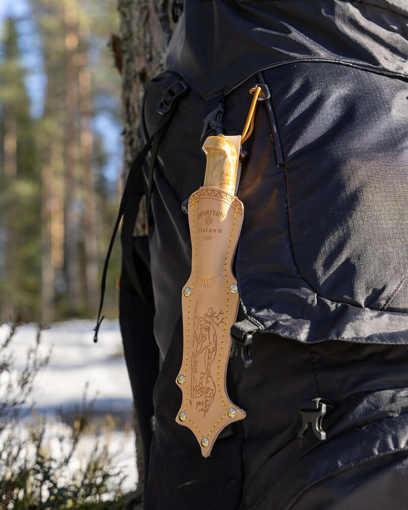 Marttiini Lynx 139 avec étui en cuir, vendu sans boîte