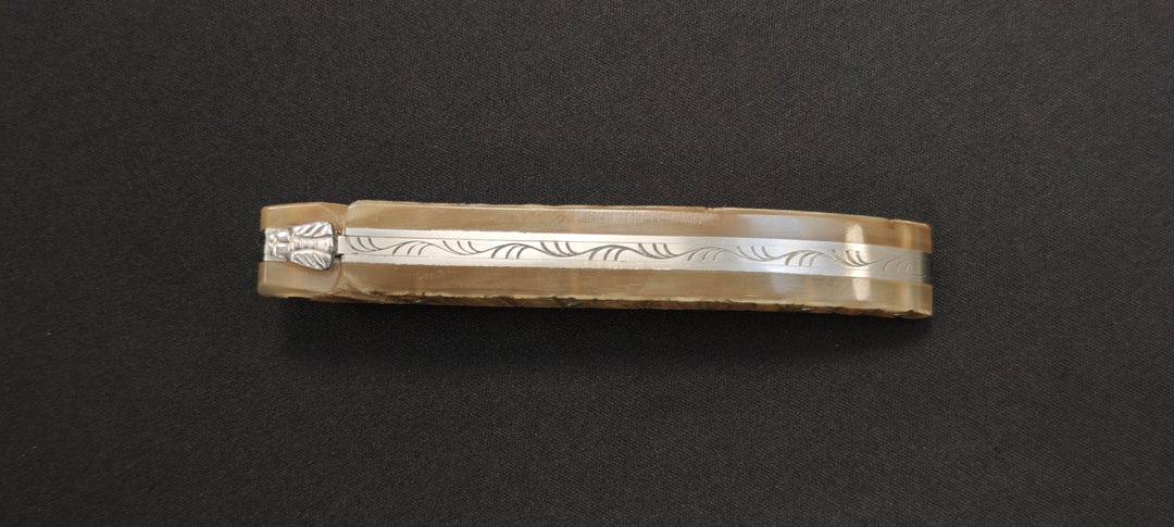 Laguiole Le Fidèle – Couteau de poche en corne de bélier véritable – Réf. 12PLBE