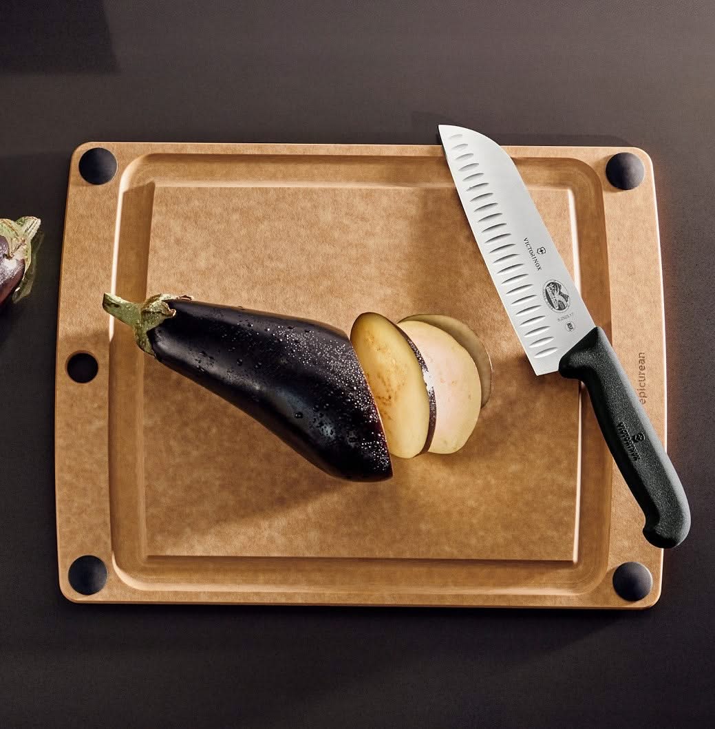 Victorinox 5.2523.17 Santoku - Coutellerie Marcin