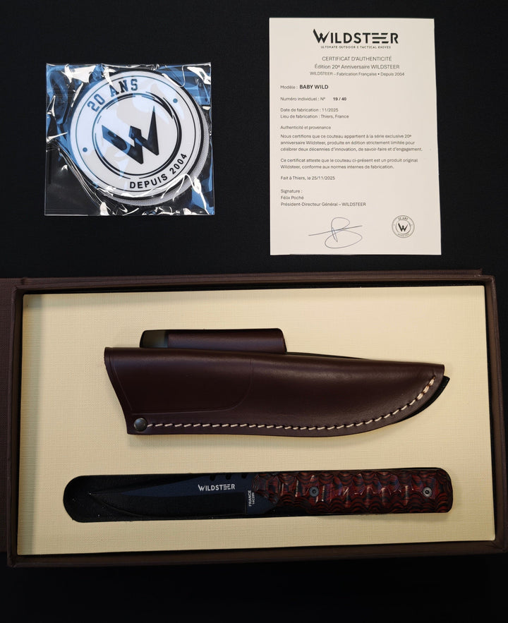 Wildsteer Baby Wild – Couteau EDC/Outdoor - Manche Pakkawood cocobolo - 20ème anniversaire - Numéroté :