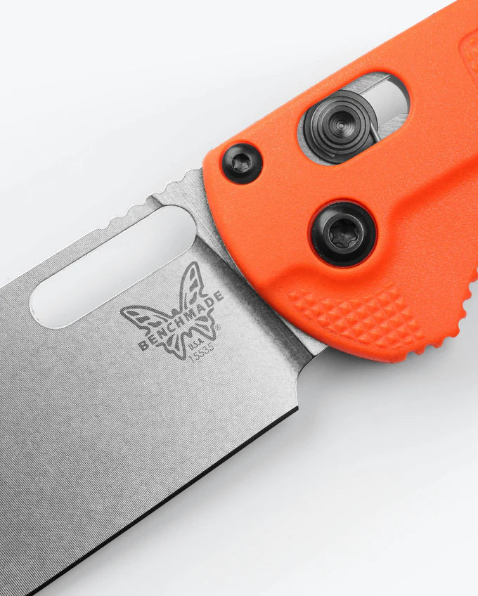 Benchmade 15535 Taggedout – Couteau Pliant Chasse CPM‑154 Orange Grivory