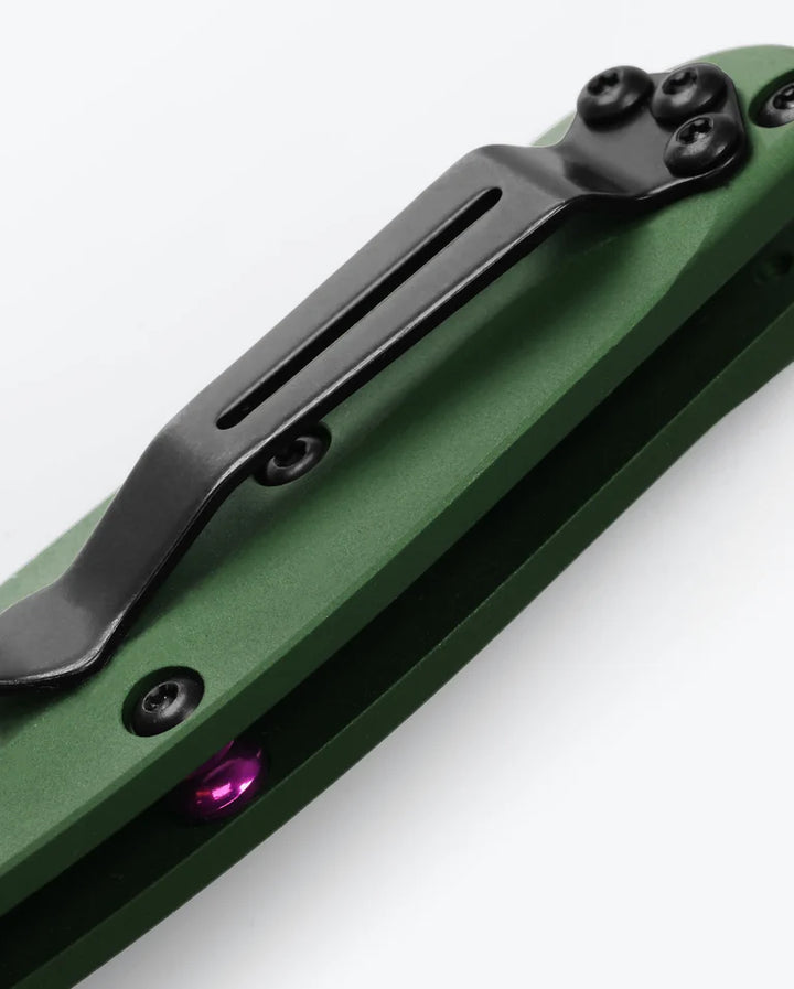 Benchmade 945 Mini Osborne Couteau pliant manche vert