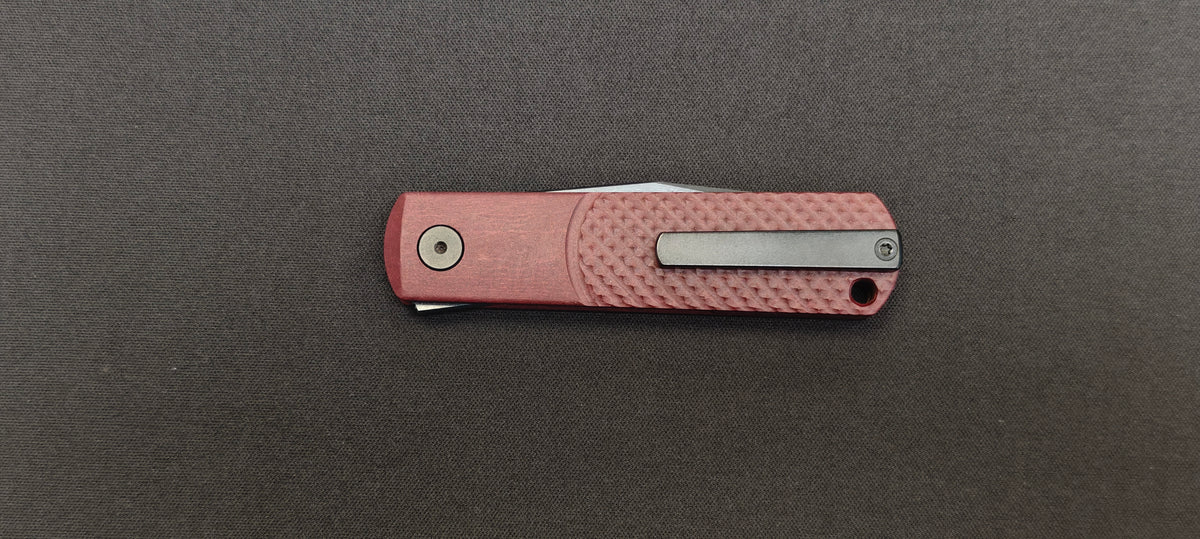 Verrouillage liner lock du Böker BRLW Richlite Red.