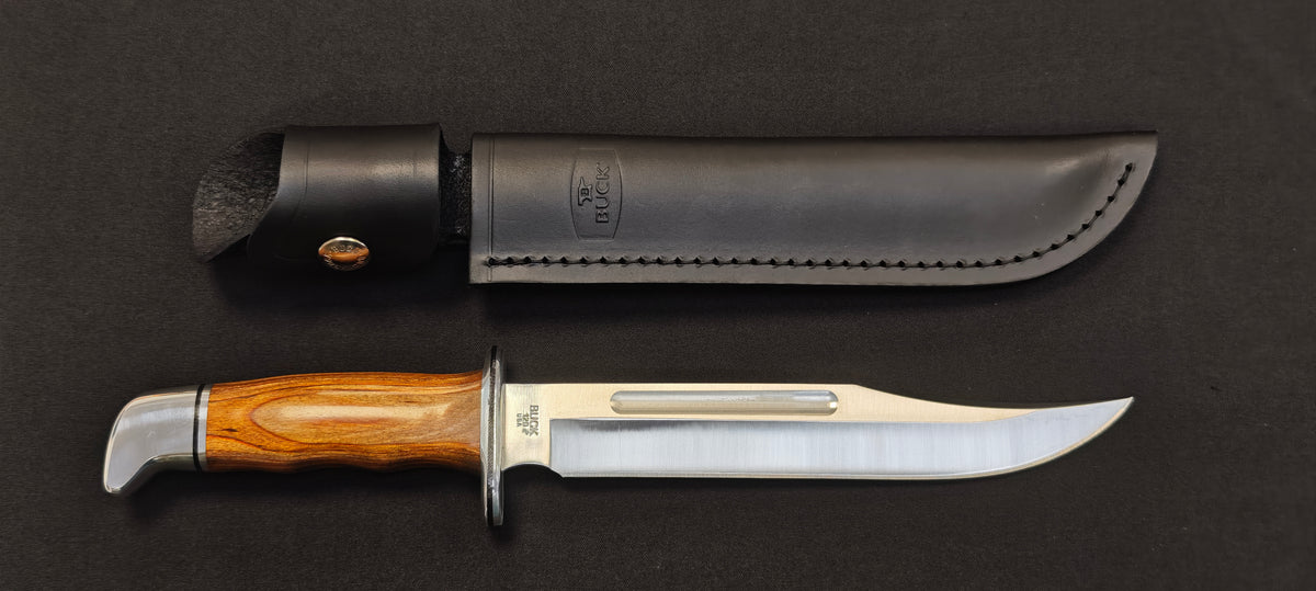 Étui en cuir noir du Buck 120 General 0120CCS1.
