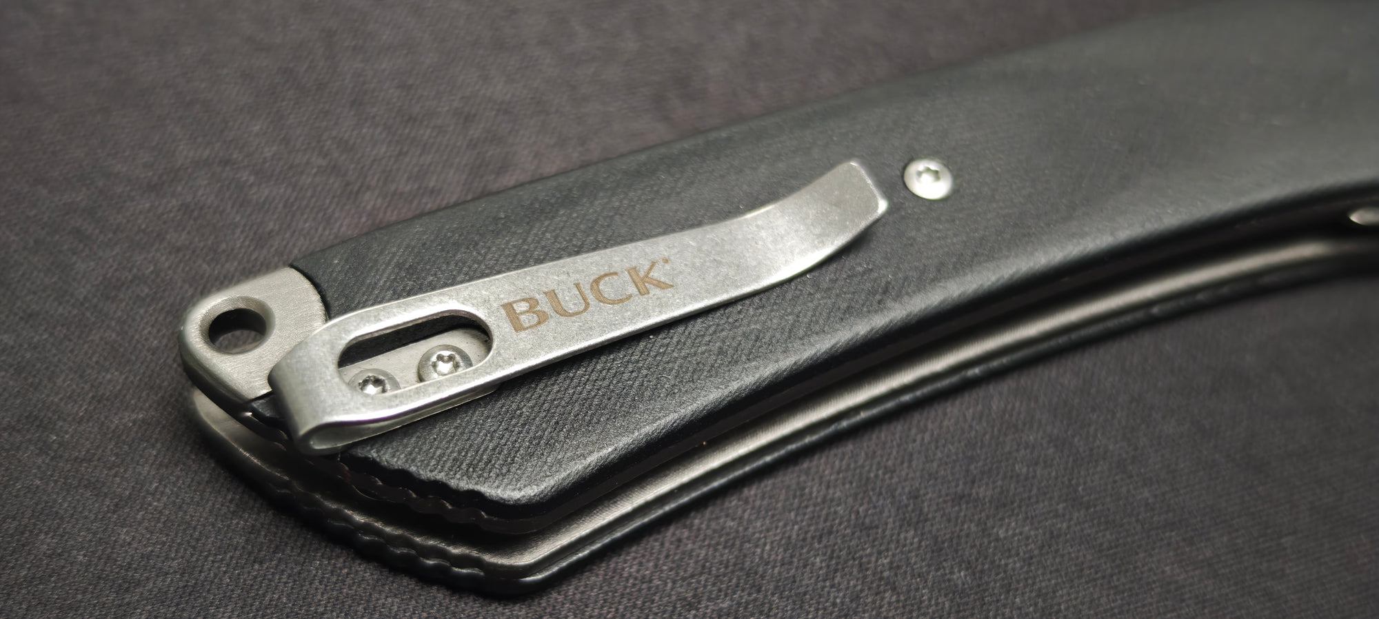 Verrouillage Liner Lock du Buck HiLine XL.