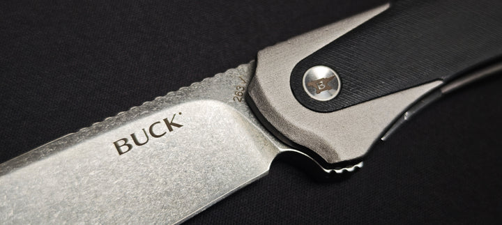 Couteau pliant Buck HiLine XL gris avec lame en acier D2 stonewash.