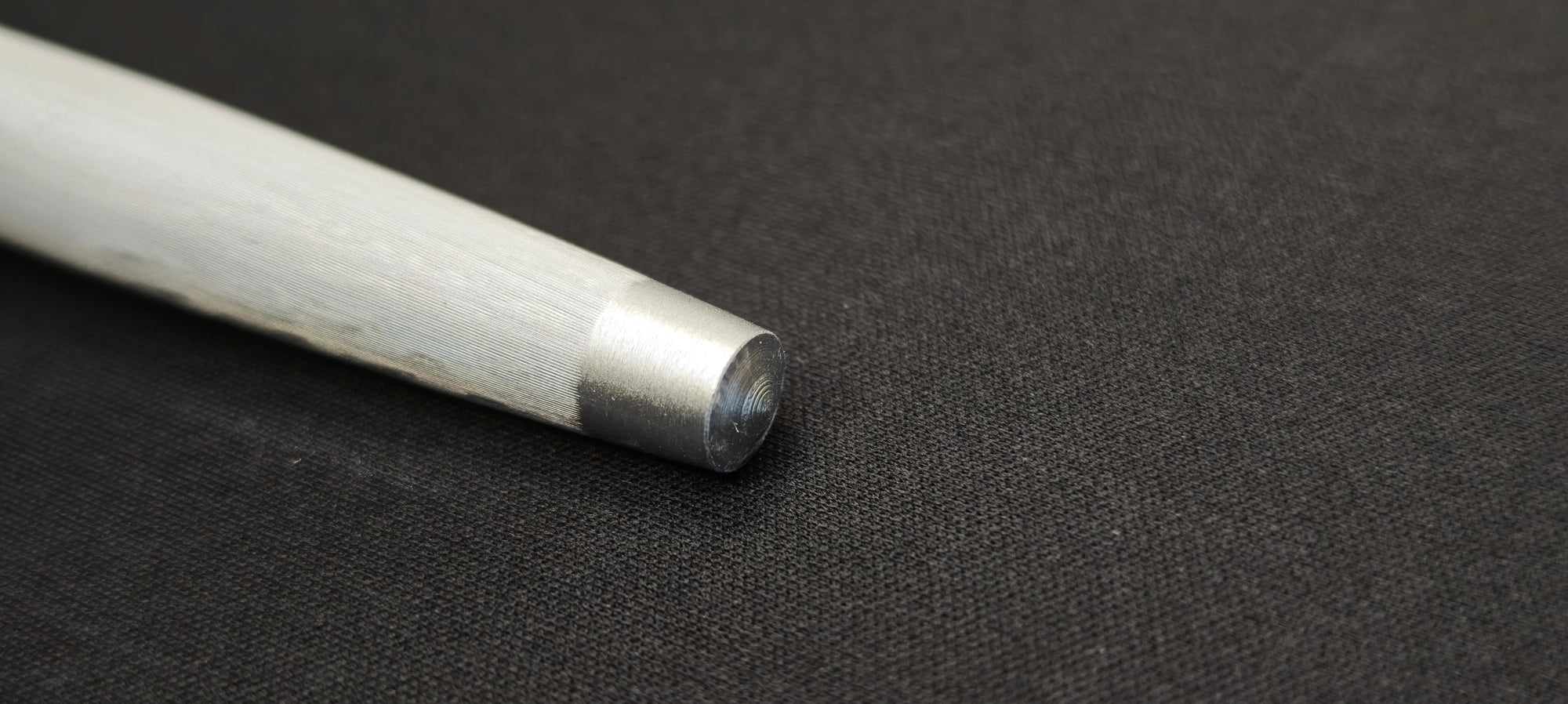 Couteau CJRB Tigris manche G10 blanc et noir