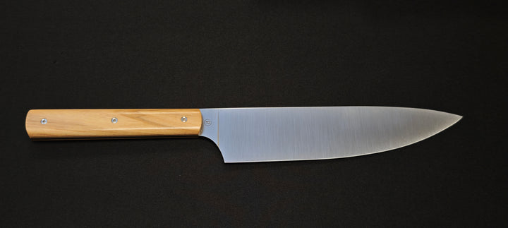 Perceval - Couteau de Cuisine demi chef 18 cm "éminceur" - manche en olivier | 947