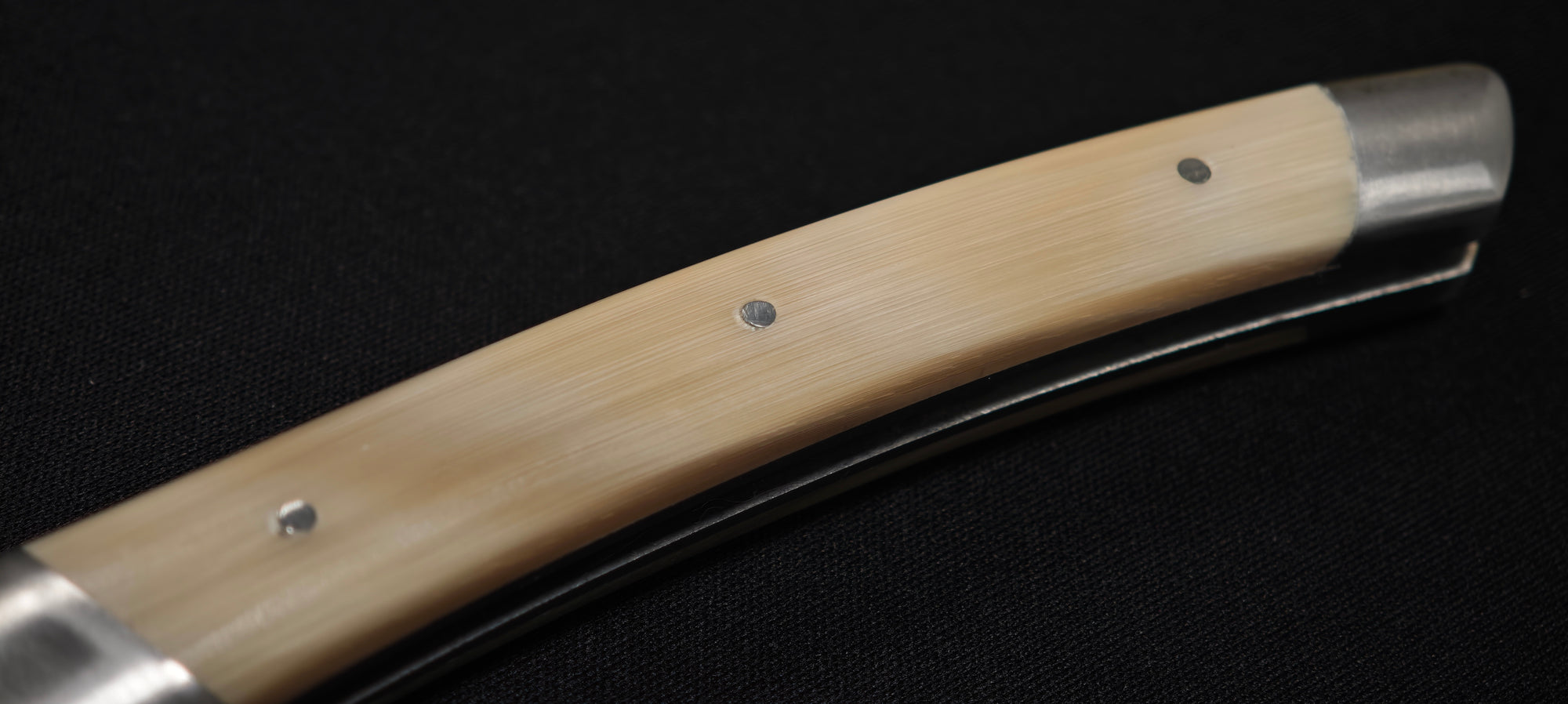 Couteau pliant Le Thiers par le Fidèle - Manche en pointe de corne véritable