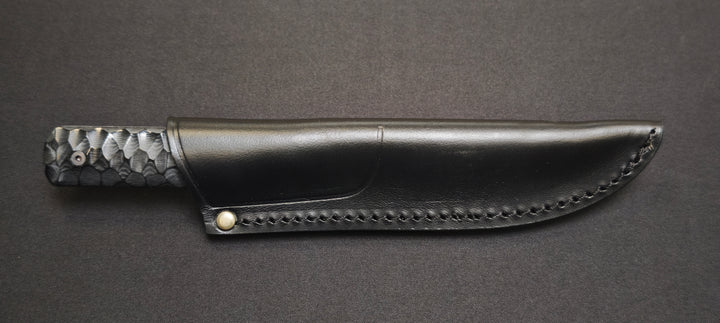 Baby Wild Wildsteer manche Micarta noir toxifié avec lame noire et étui en cuir noir