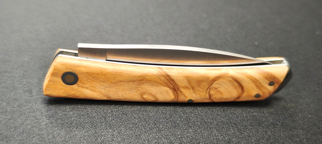 Couteau pliant Salamandra 9 cm – Manche olivier & lame inox