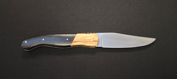 Couteau de Chasse Laguiole en Bois d’Ébène et Olivier – Lame Acier Inoxydable