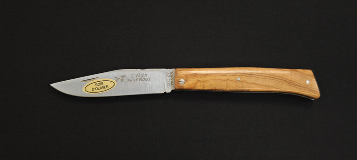 L'Alpin par Le Fidèle –  Couteau de poche pliant - Manche Bois d’Olivier Réf. ALPLOL