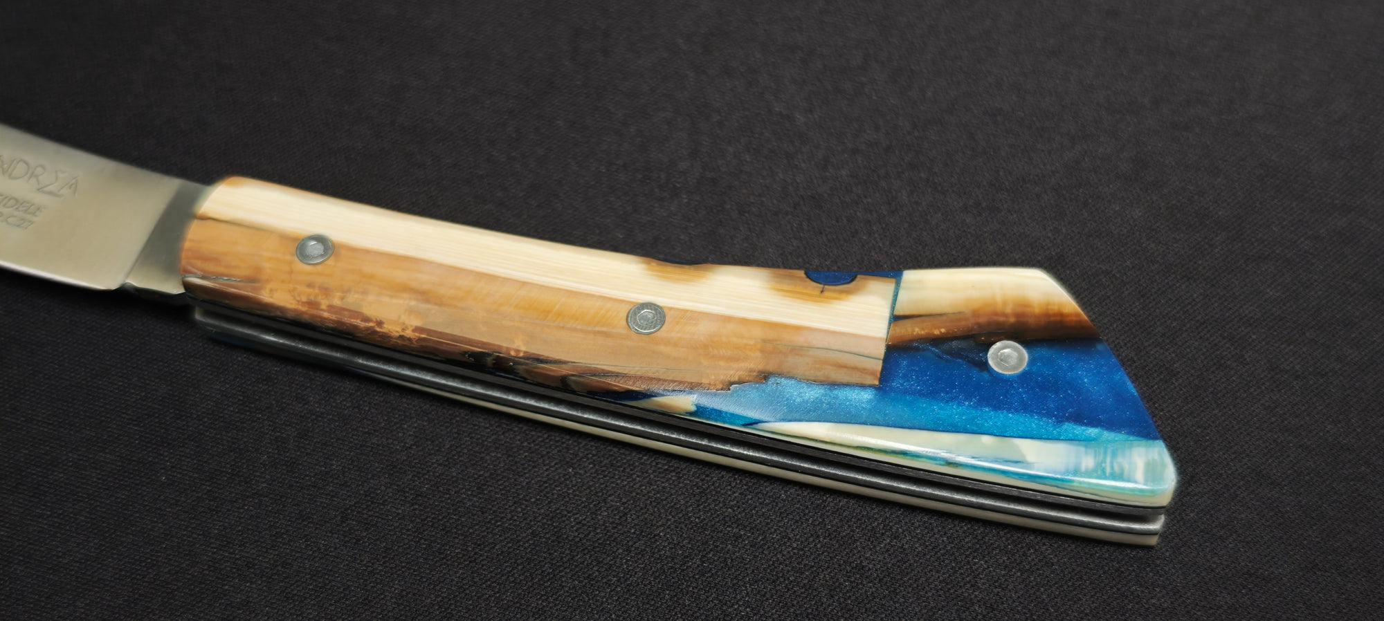 Couteau pliant Le Fidèle Arca Andrea avec étui cuir