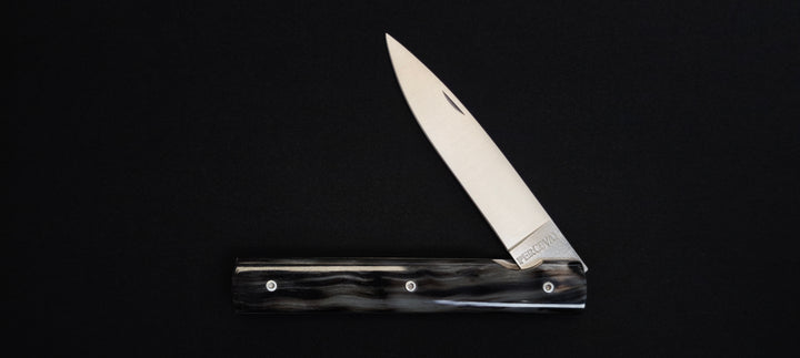 Couteau pliant Le Français manche corne de bélier lame acier inoxydable